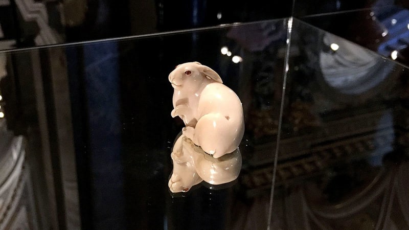 The Hare with Amber Eyes. Netsuke. Masatoshi, Osaka, c.1880. Shown at a special exhibition at the Kunsthistorisches Museum in Vienna.